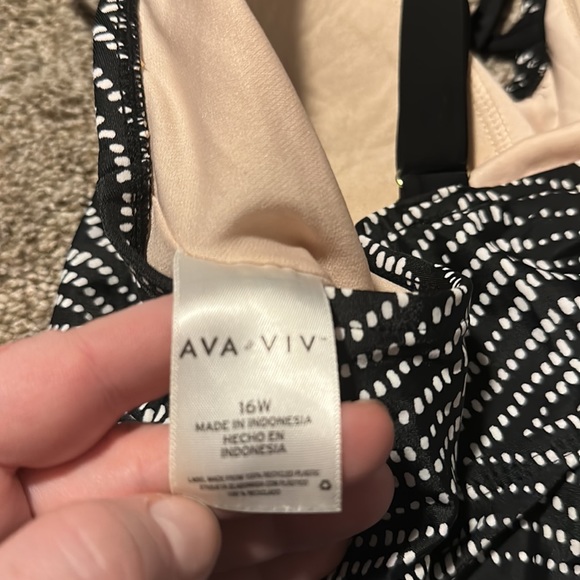 Tankini interchangeable straps, lattice cleavage. - Picture 7 of 10